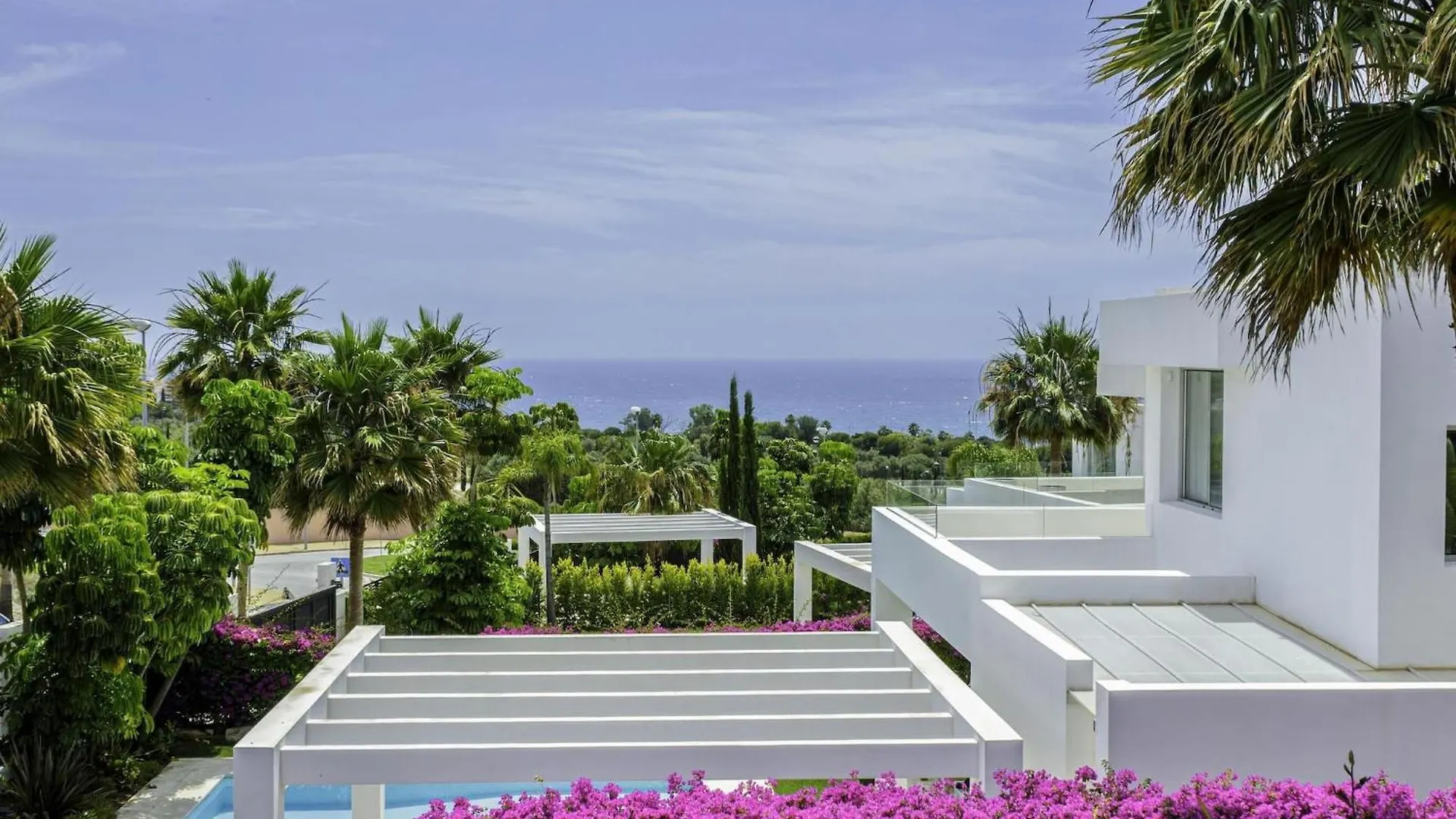Fantastica Villa Moderna En Rio Real Marbella
