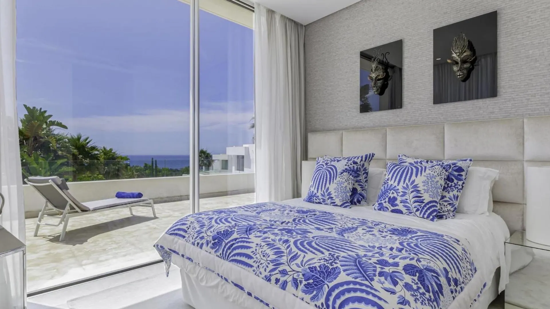 Fantastica Villa Moderna En Rio Real ماربيا